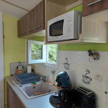 Mobil Pres Du - Poney Campsite *
